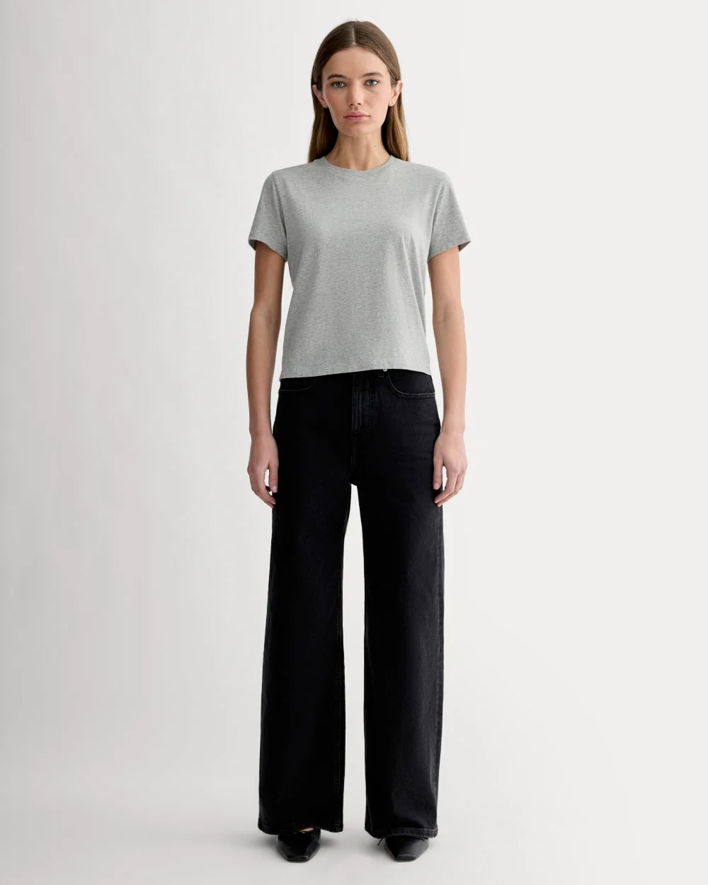 The Box-Cut Tee in Essential Cotton | Heathered Grey | No Pocket - Image 3