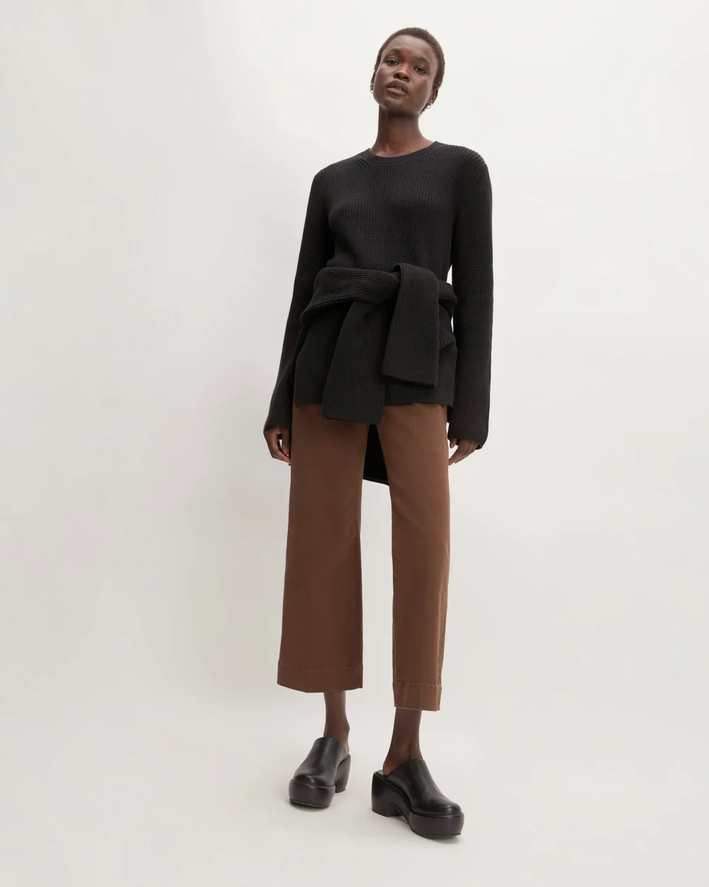The Organic Cotton Slim Crew Sweater | Black - Image 3