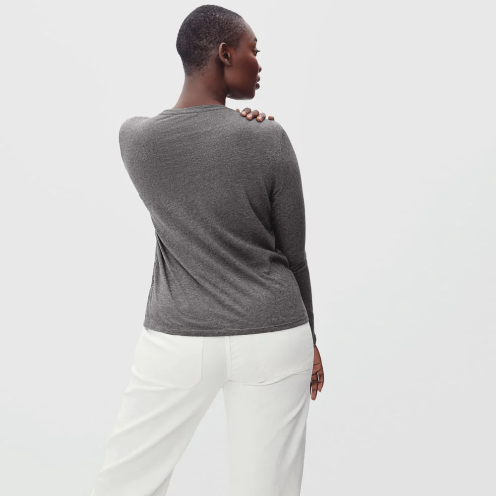 The Organic Cotton Long-Sleeve Crew | Charcoal - Image 5