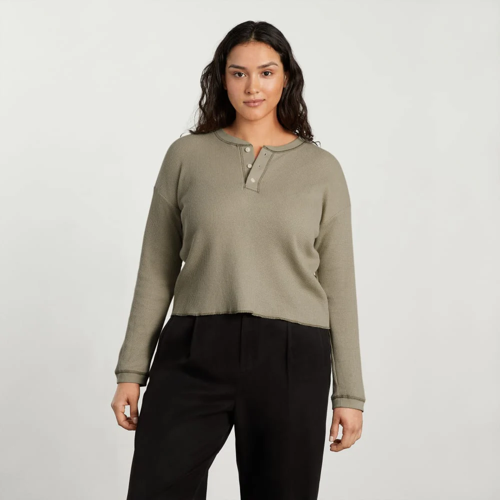 The Organic Cotton Waffle Henley | Field Green