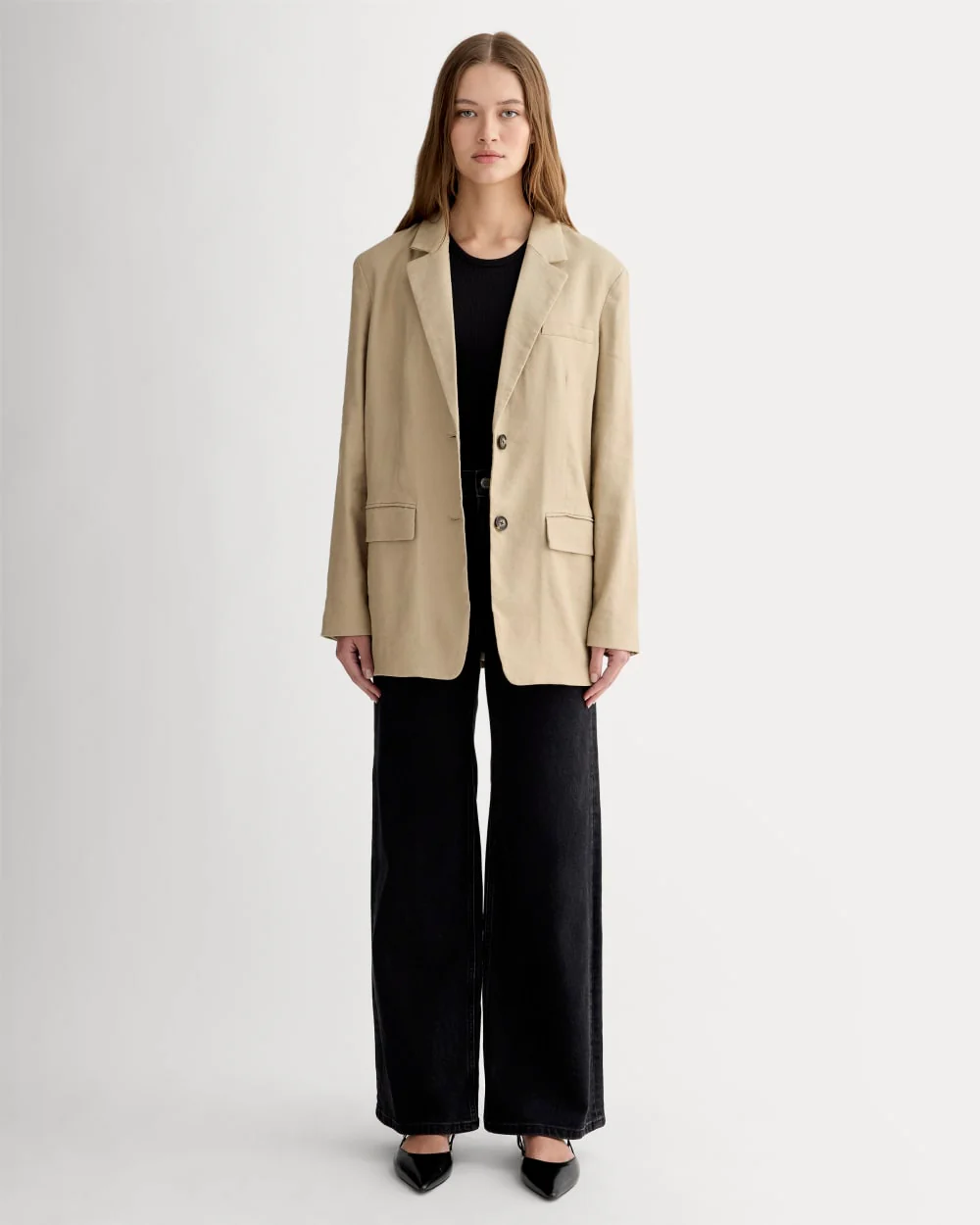 The Oversized Blazer in Stretch Linen | Trench Coat Khaki - Image 3