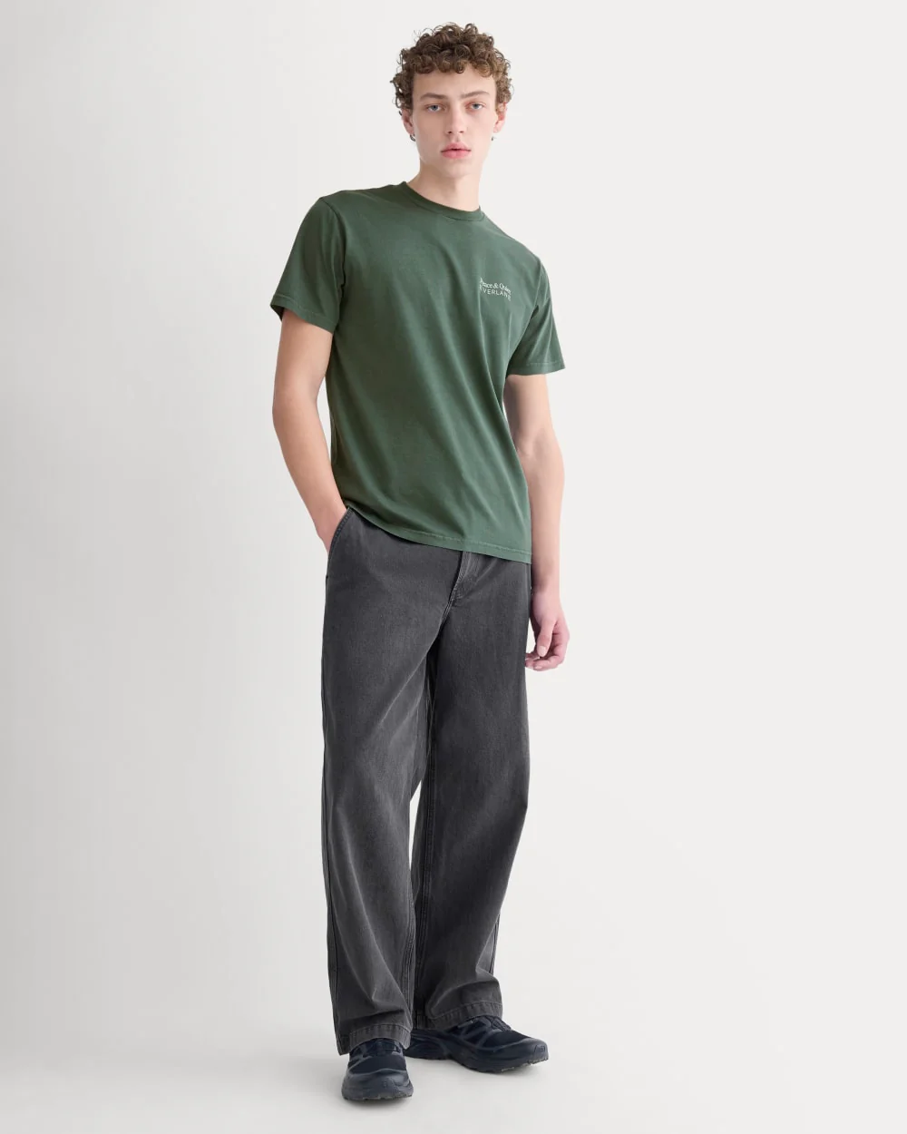 Everlane x Peace & Quiet Graphic Logo Tee | Pine - Image 3