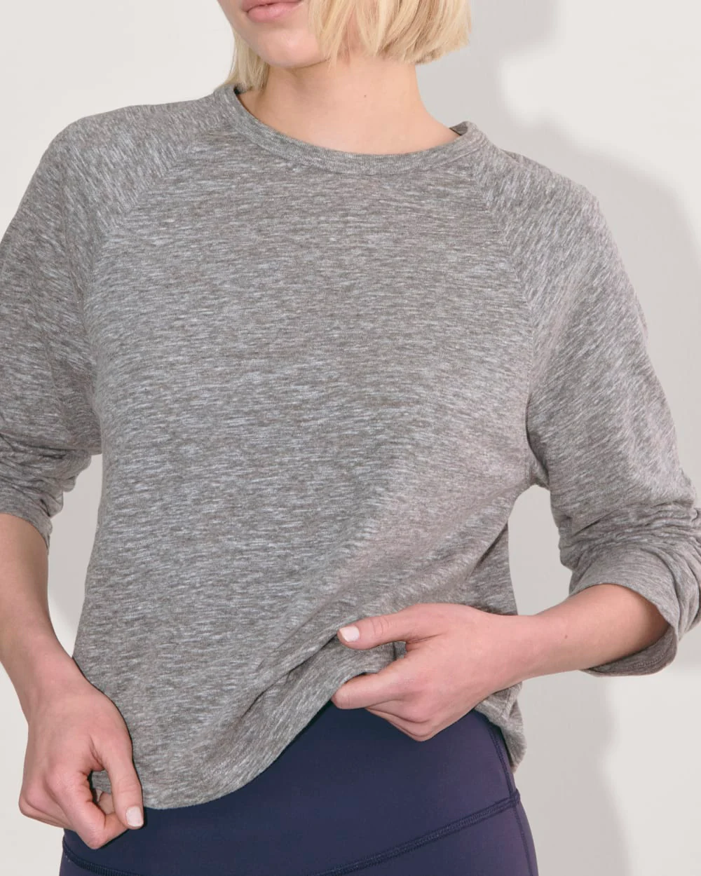 The Perform Crew Tee | Heathered Grey - Image 3