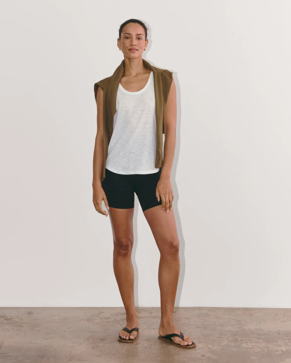 The Perform Tank | White - Image 4