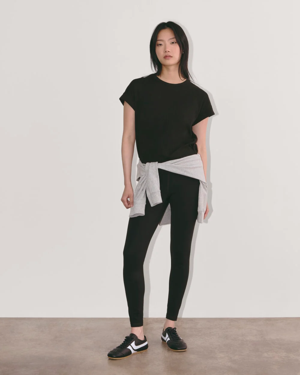 The Perform Tee | Black - Image 3