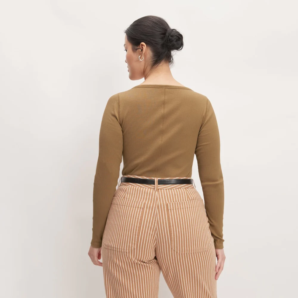 The Luxe Rib Long-Sleeve Scoop-Neck Tee | Toasted Coconut - Image 4