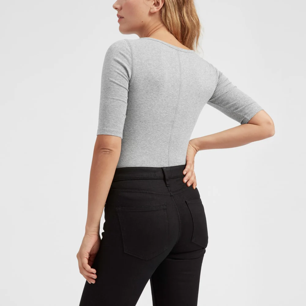 The Luxe Micro-Rib Scoop-Neck Tee |  Heathered Grey - Image 6