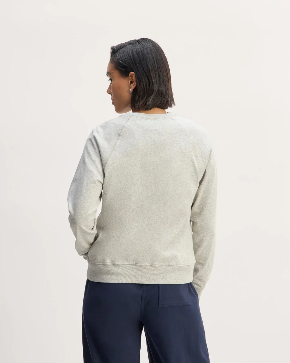 The Off-Duty Long-Sleeve Tee | Pale Heather Grey - Image 6