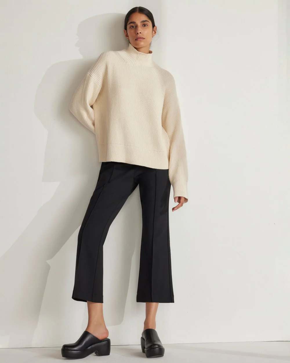 The Puffa Clog | Black - Image 7