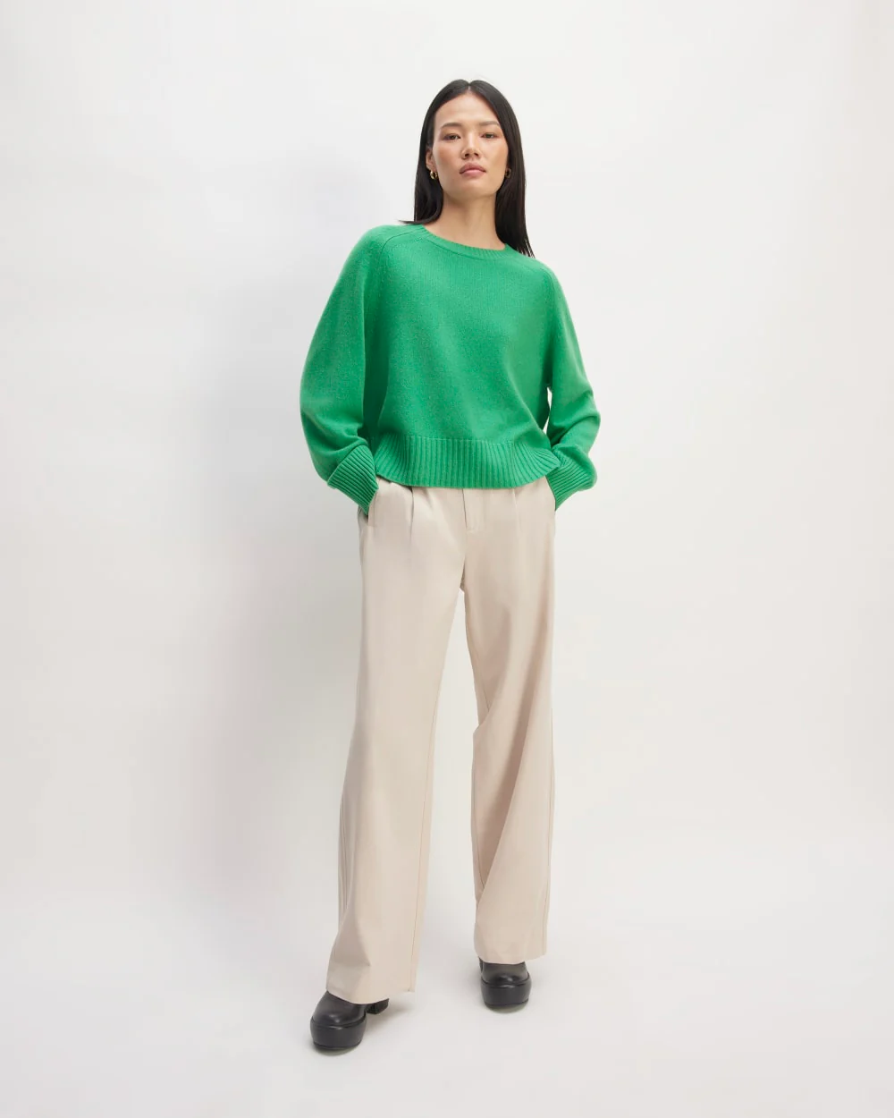 The Cashmere Boxy Crew | Bright Jade - Image 3