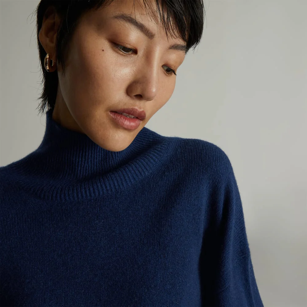 The Cashmere Oversized Turtleneck | Bright Navy - Image 4