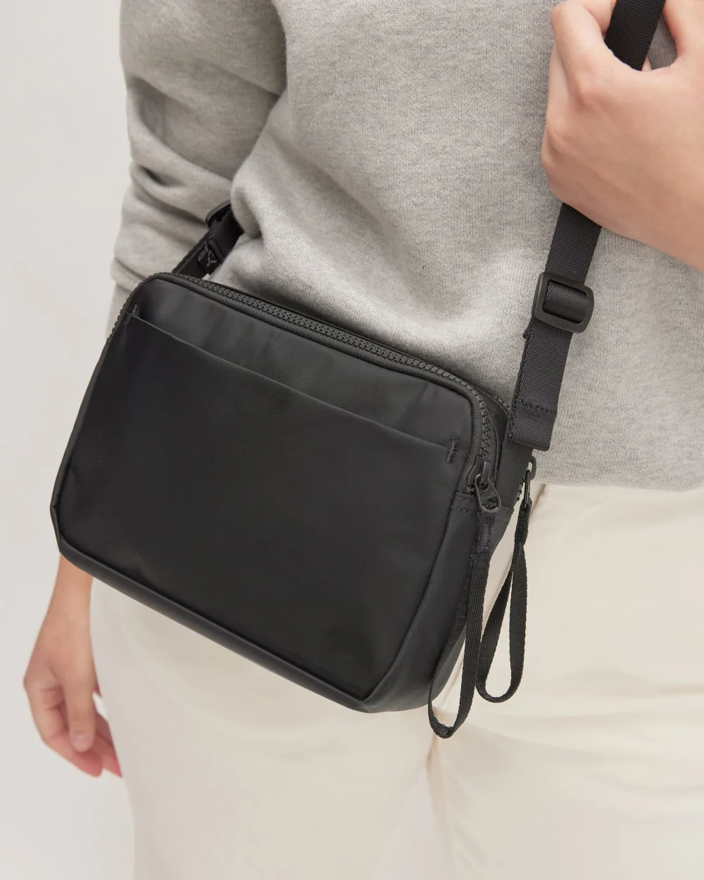 The Recycled Nylon Camera Bag | Black - Image 2