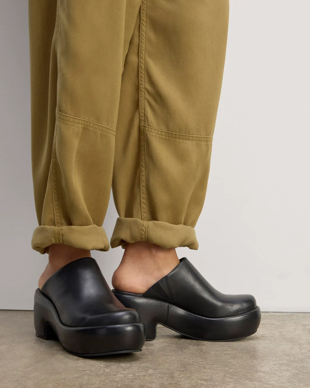 The Chino in Buttersoft | Fennel Seed - Image 5