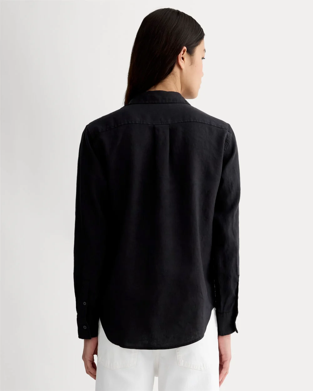 The Must-Have Shirt in Linen | Black - Image 5