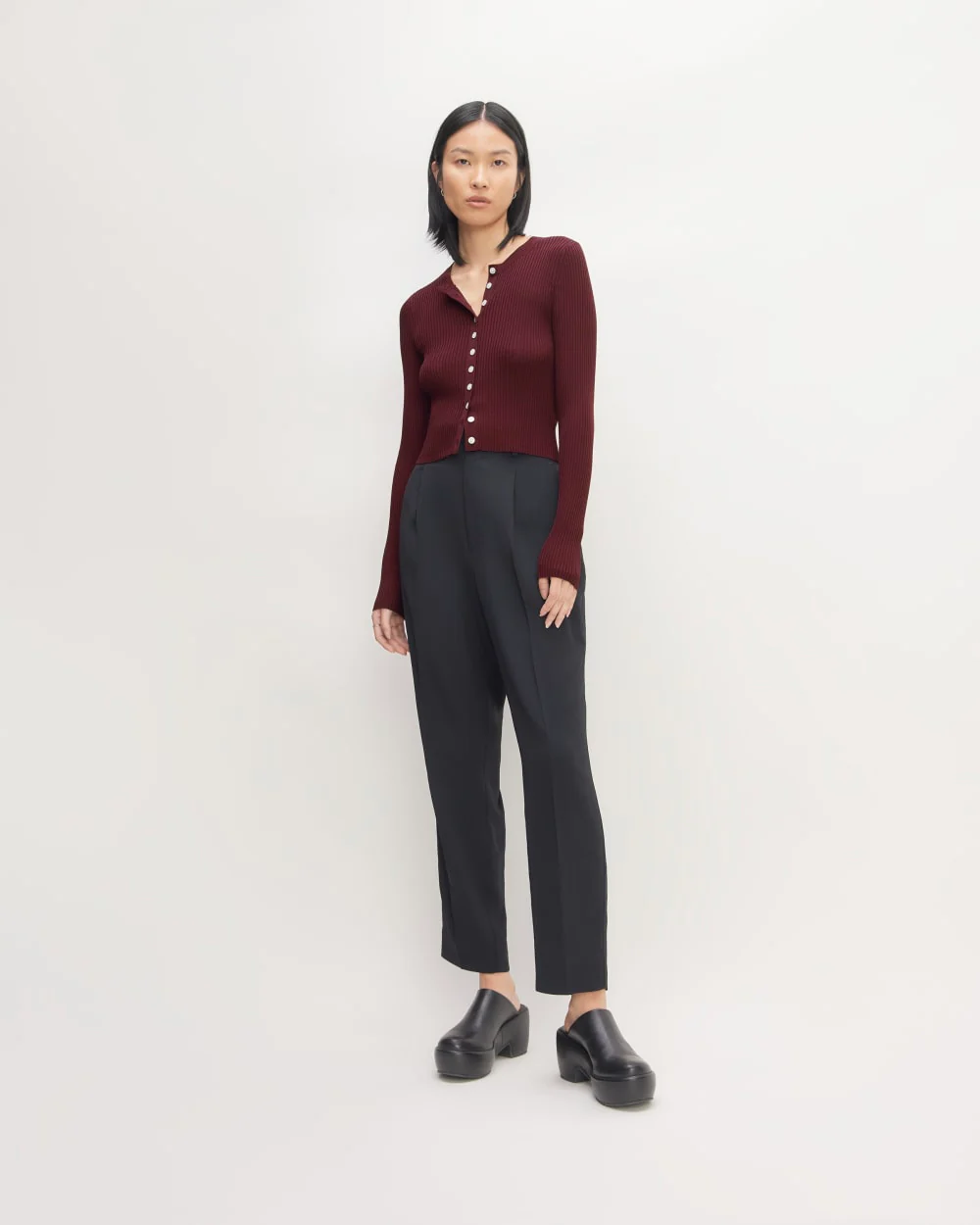The Ribbed Cropped Cardigan | Burgundy - Image 3