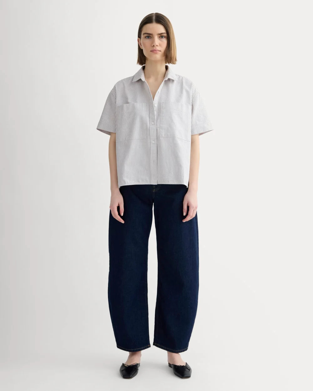 The Short-Sleeve Boxy Oxford | Charcoal / White - Image 3