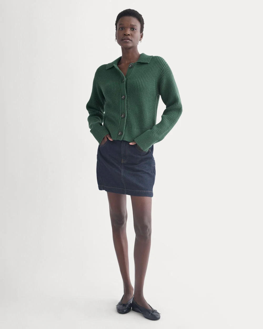 Shrunken Cardigan in Everyday Cotton | Hunter Green - Image 3