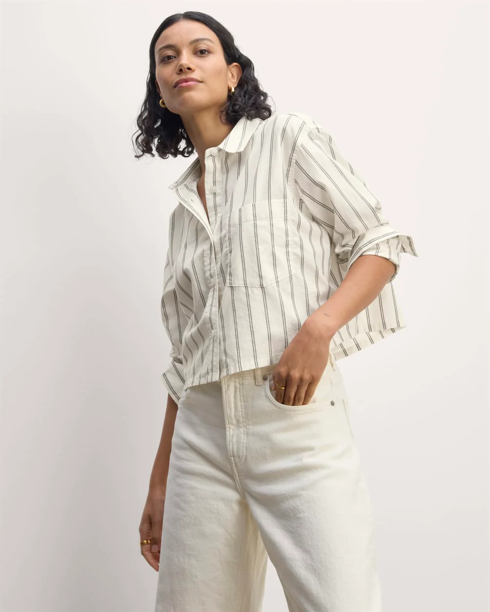 The Way-Short Shirt in Silky Cotton | Bone / Black