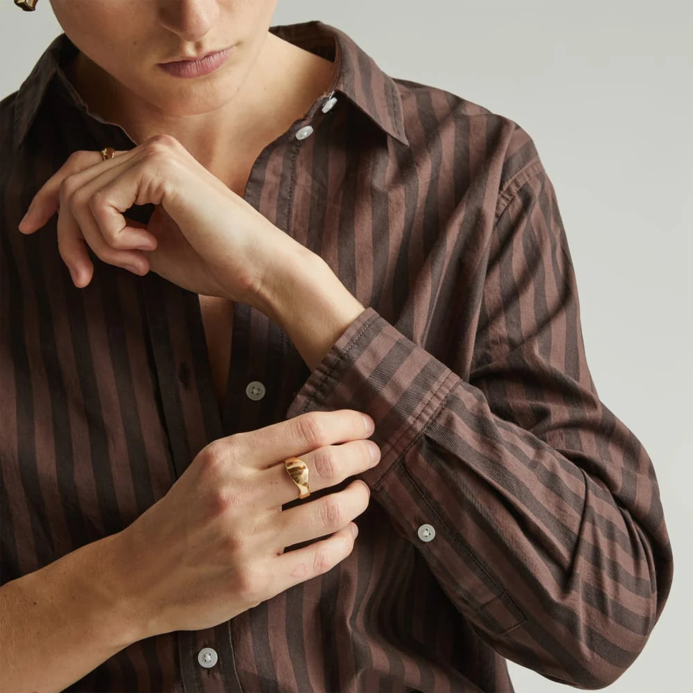 The Must-Have Shirt in Silky Cotton | Chocolate Brown / Black - Image 5