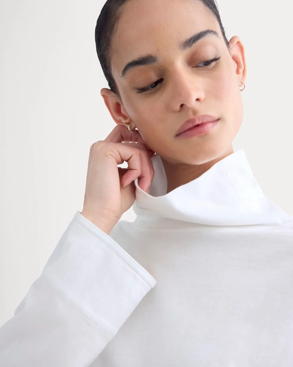 Slouchy Turtleneck In Essential Cotton | White - Image 4