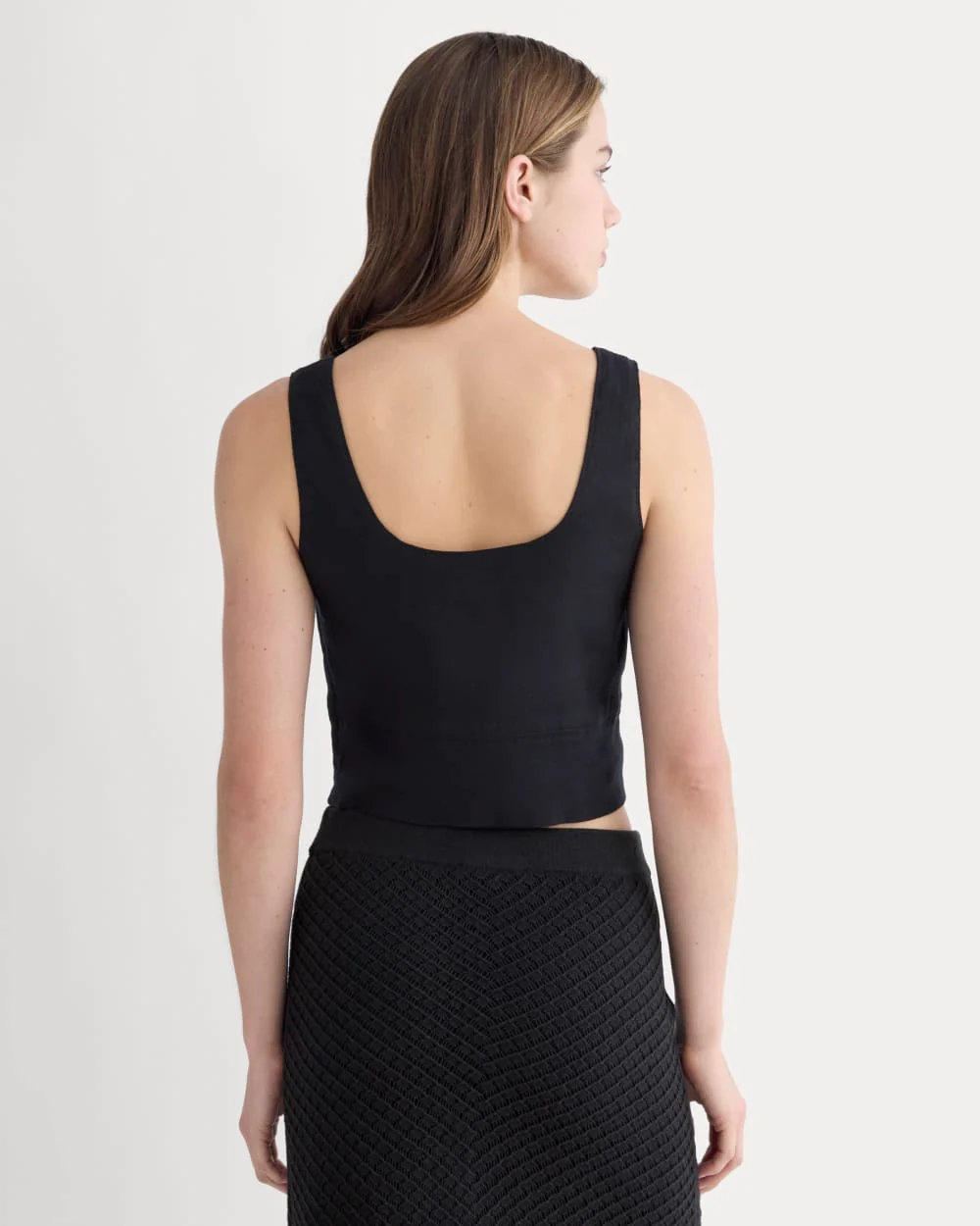 The Square Tank in Stretch Linen | Black - Image 5