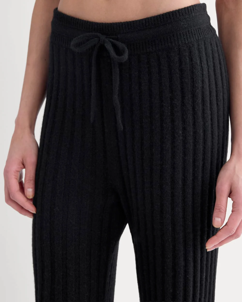 Straight-Leg Pant in Wool Cashmere | Black - Image 4