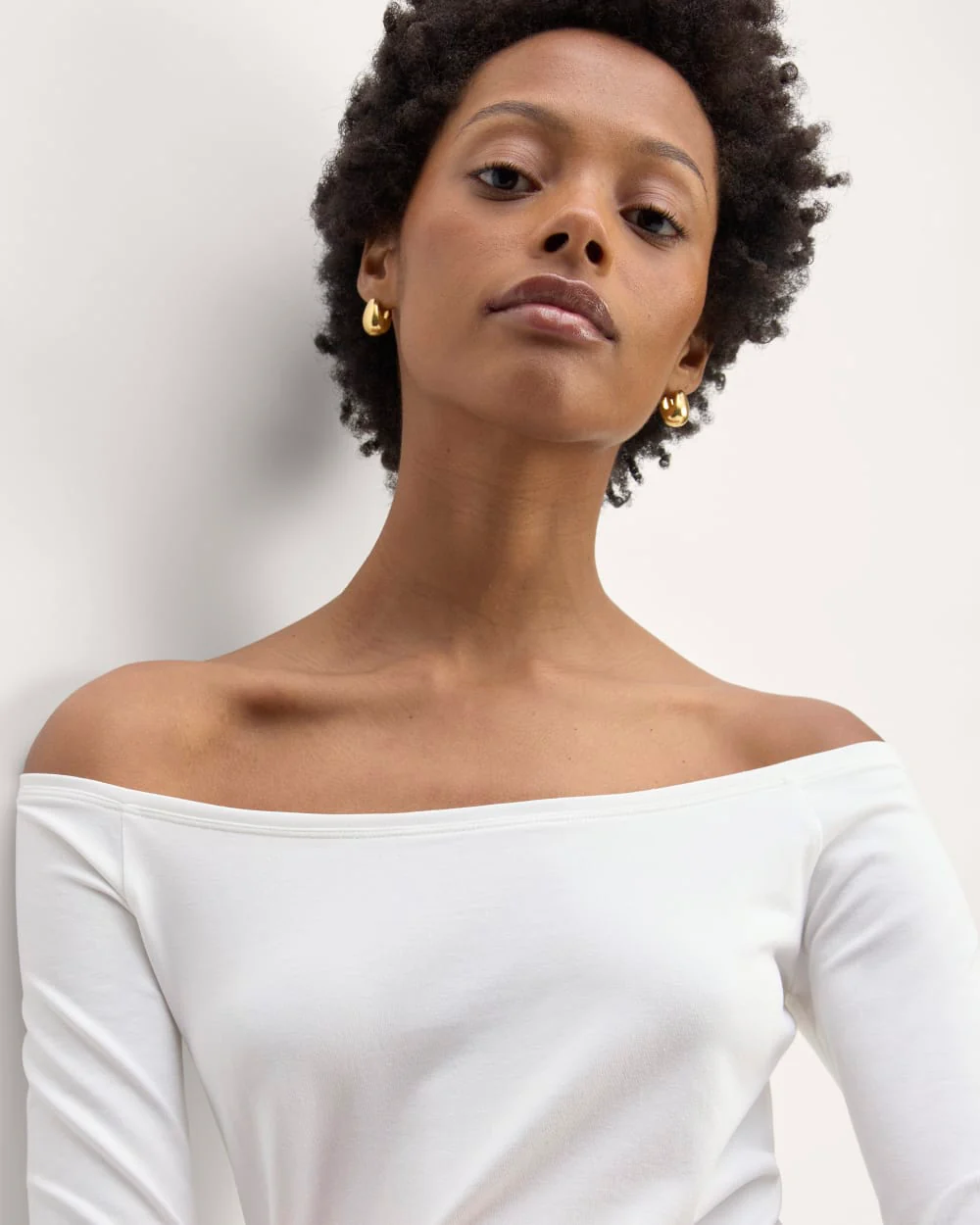 The Form Off-Shoulder Top | White - Image 4
