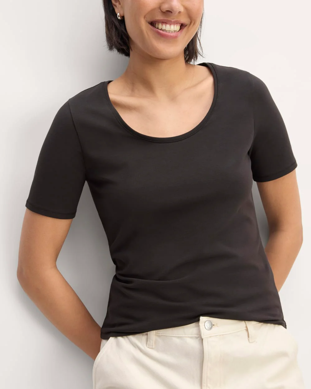 The Form Scoop-Neck Tee | Black - Image 3