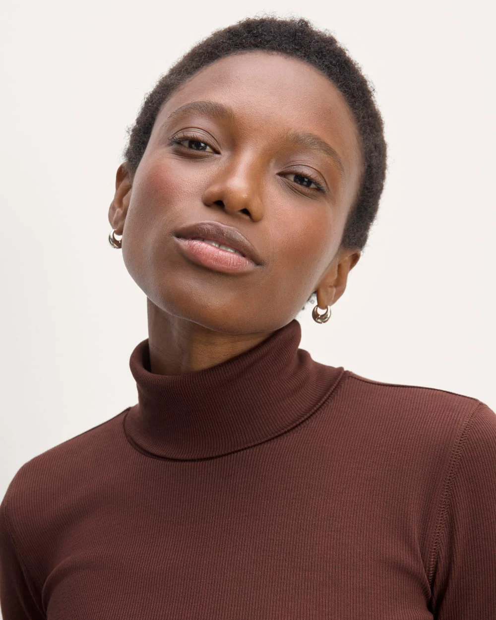 The Luxe Rib Turtleneck | Dark Mahogany - Image 3