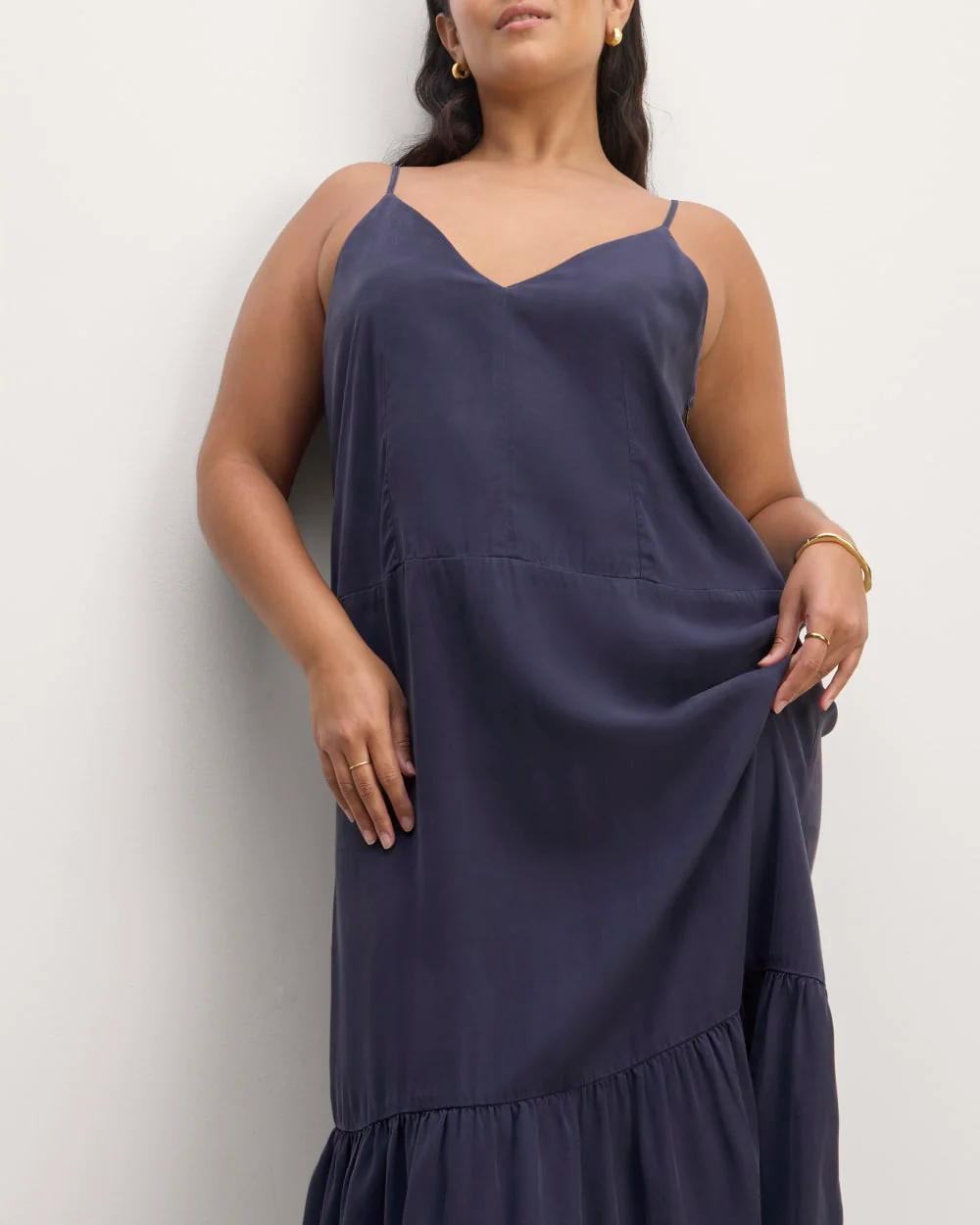 The Long Weekend Dress in Butterlite | Navy - Image 3