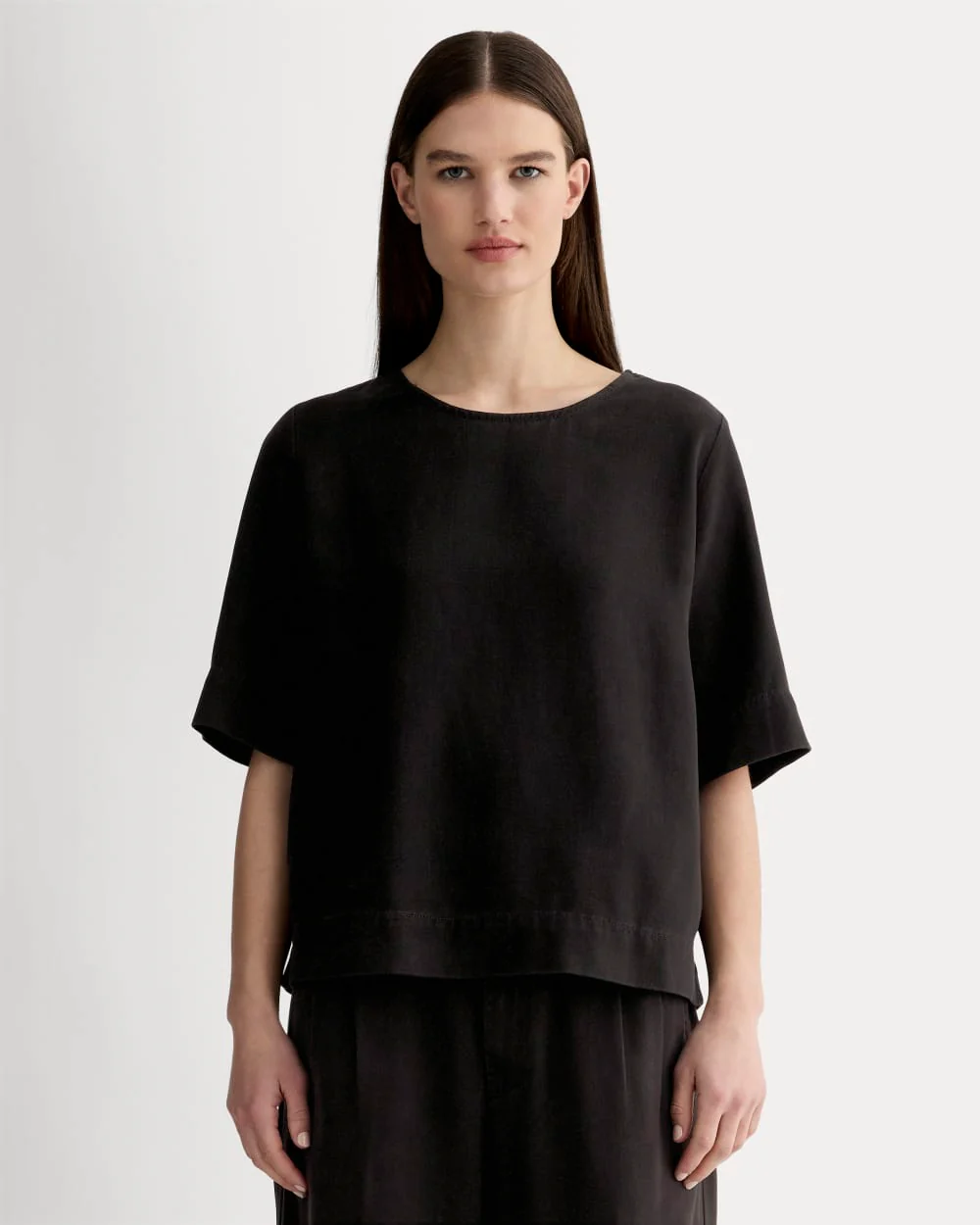 The Relaxed Tee in Buttersoft | Black