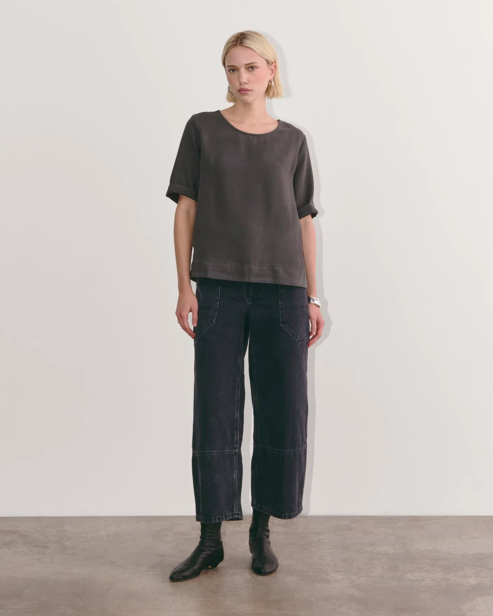 The Relaxed Tee in Buttersoft | Graphite - Image 7