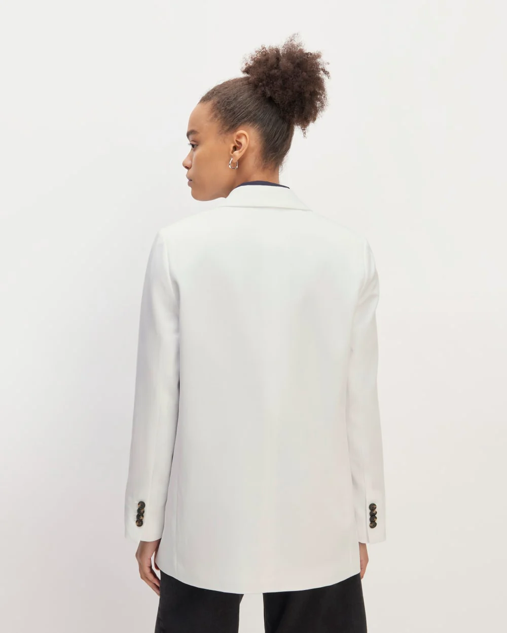 The Oversized Blazer in Buttersmooth | White - Image 6
