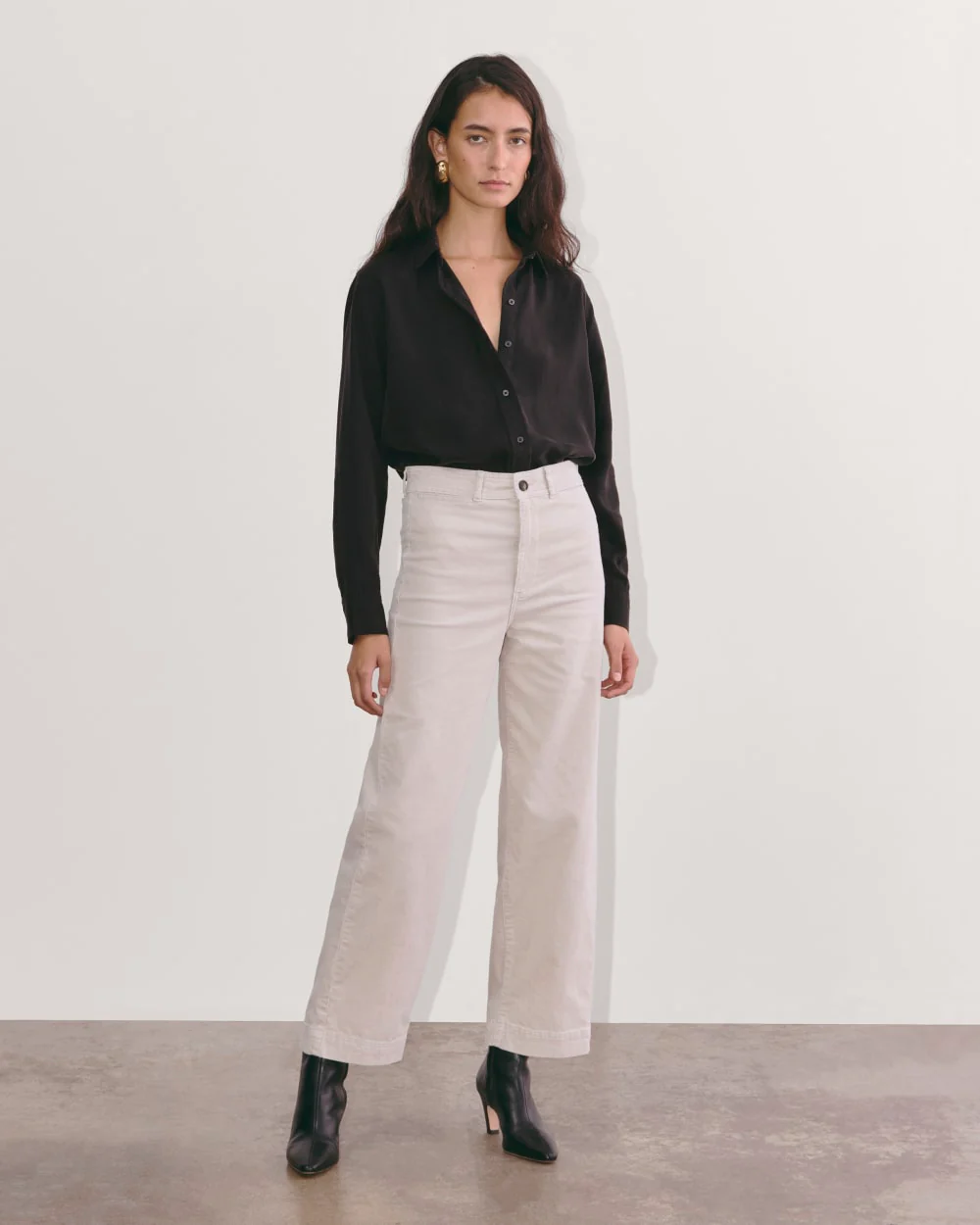 The Must-Have Shirt in Butterlite | Black - Image 7