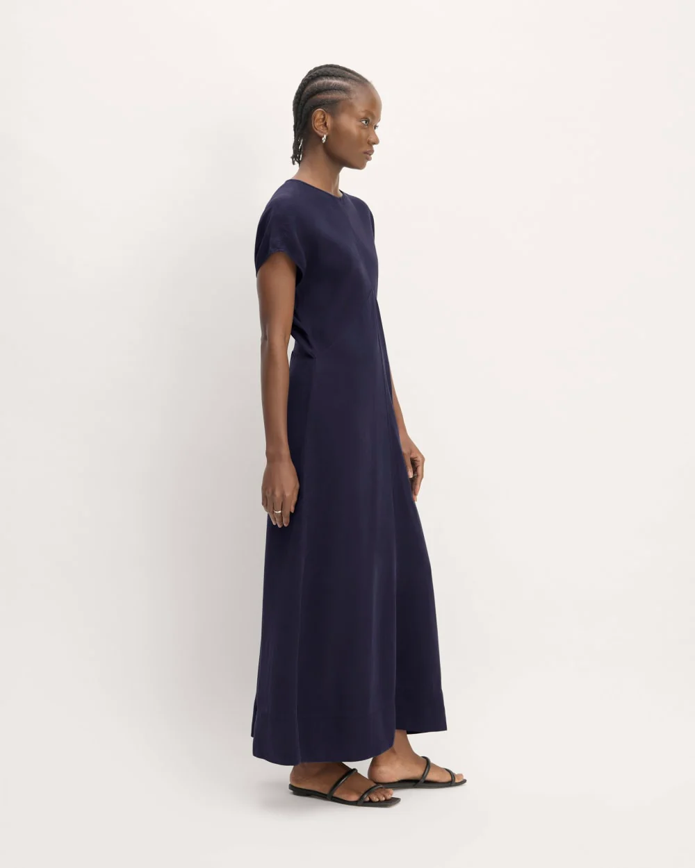 The TENCEL™ Short-Sleeve Midi Dress | Navy - Image 3