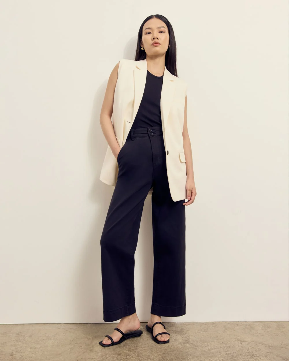 The Sleeveless Blazer in Buttersmooth | Canvas - Image 2