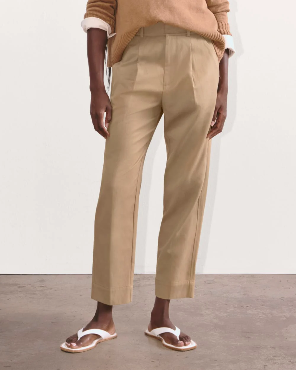 The Draper Tapered Pant in Buttersmooth | Ash Brown - Image 5