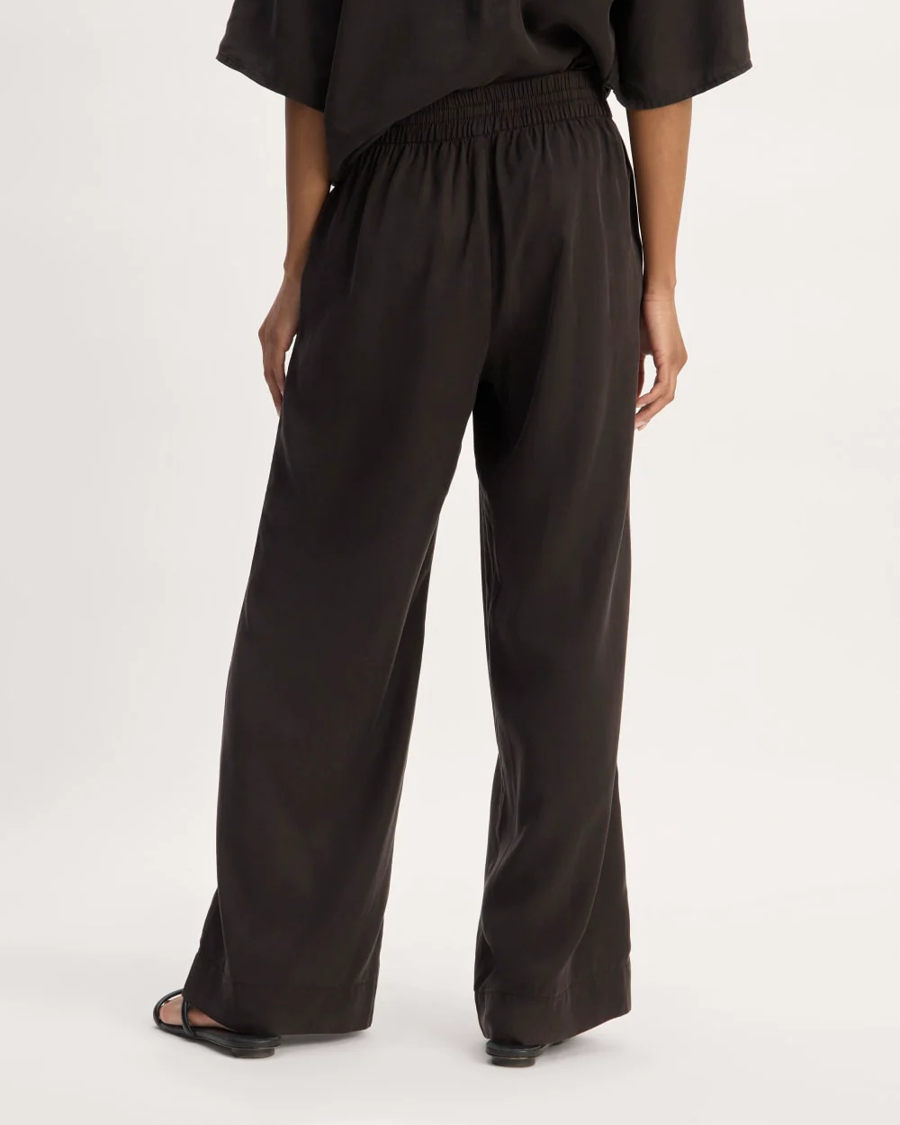 The Wide-Leg Pant in Butterlite | Black - Image 6