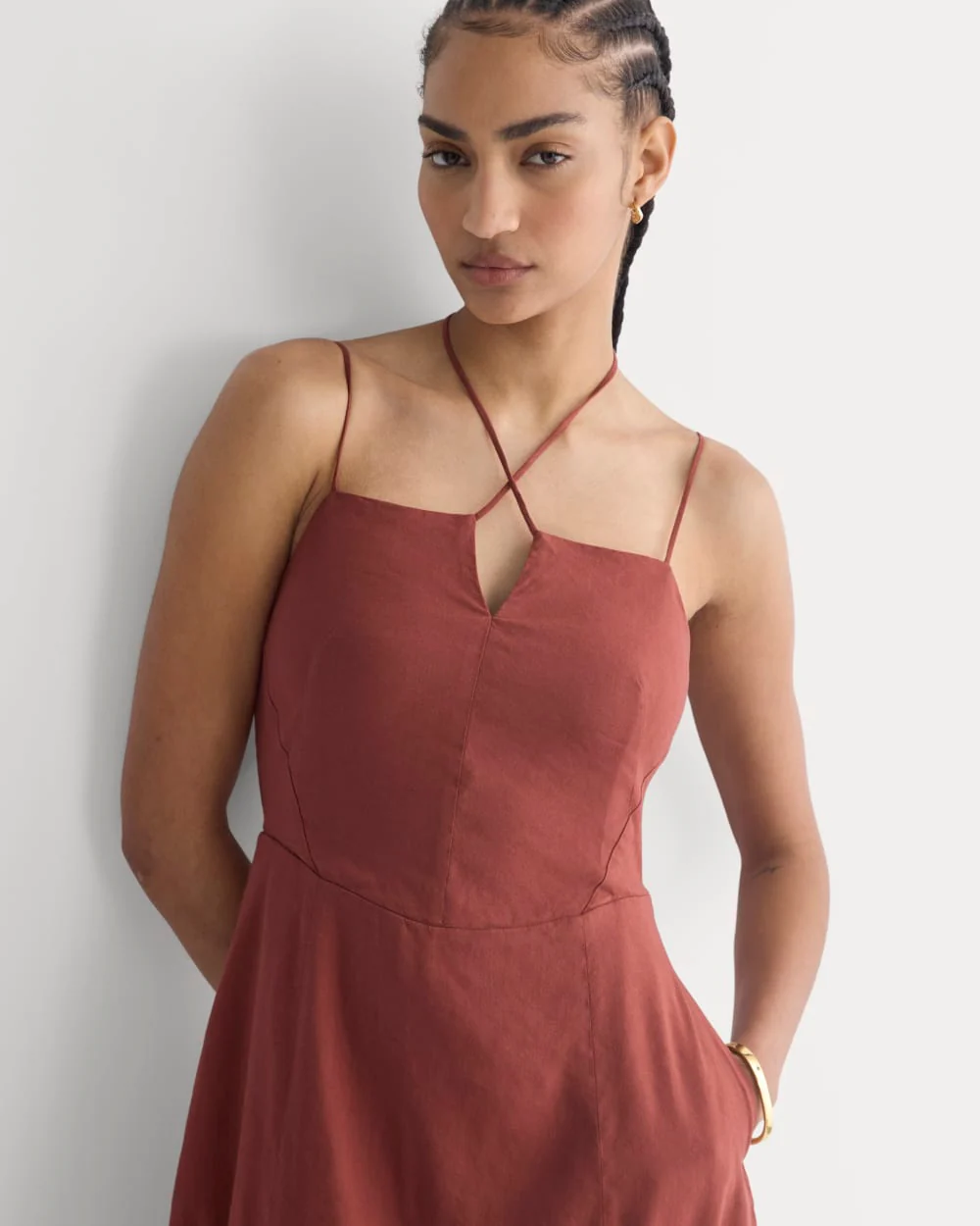 Tie-Neck Dress in Stretch Linen | Henna Red - Image 4