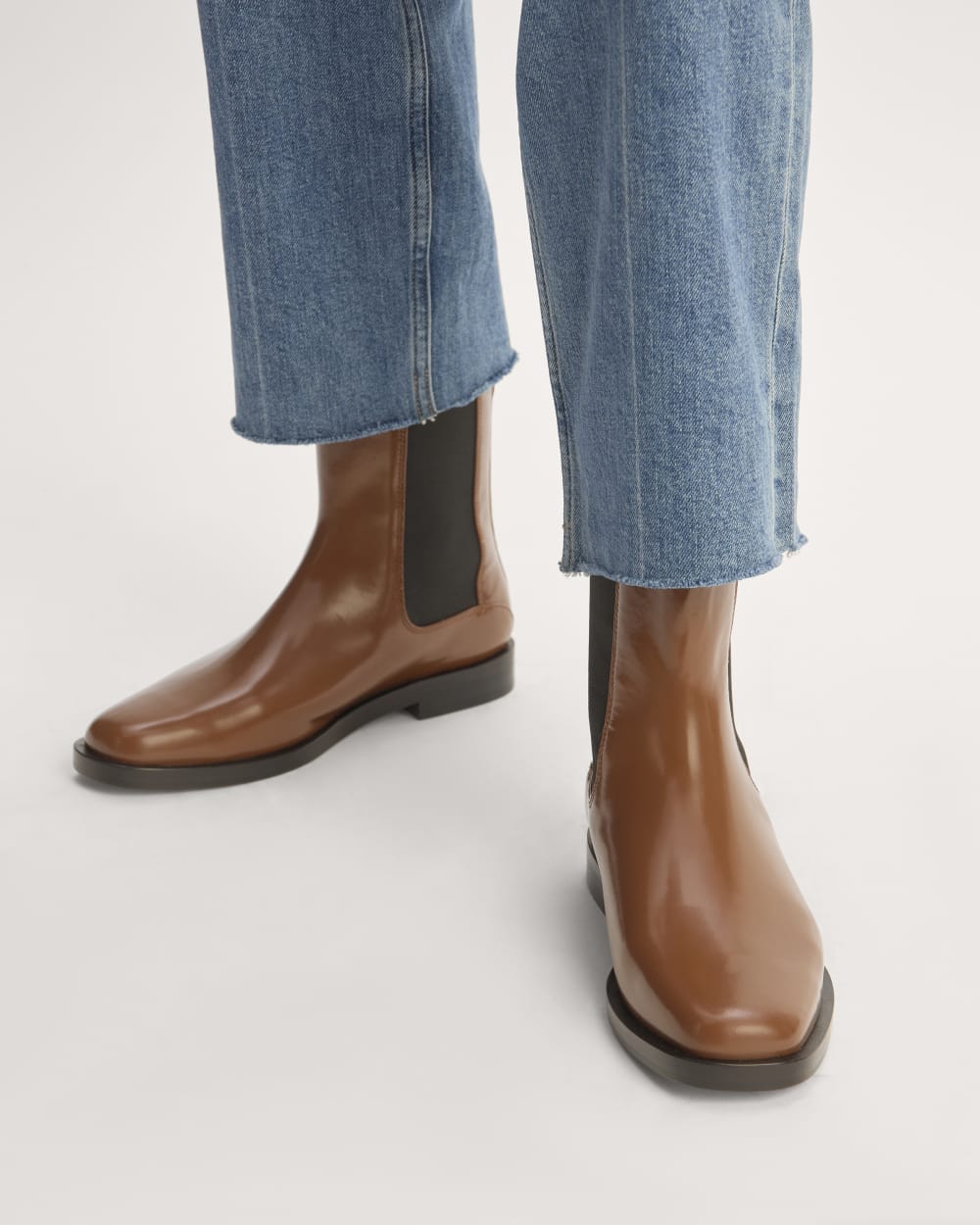 The Chelsea Boot | Rum - Image 2