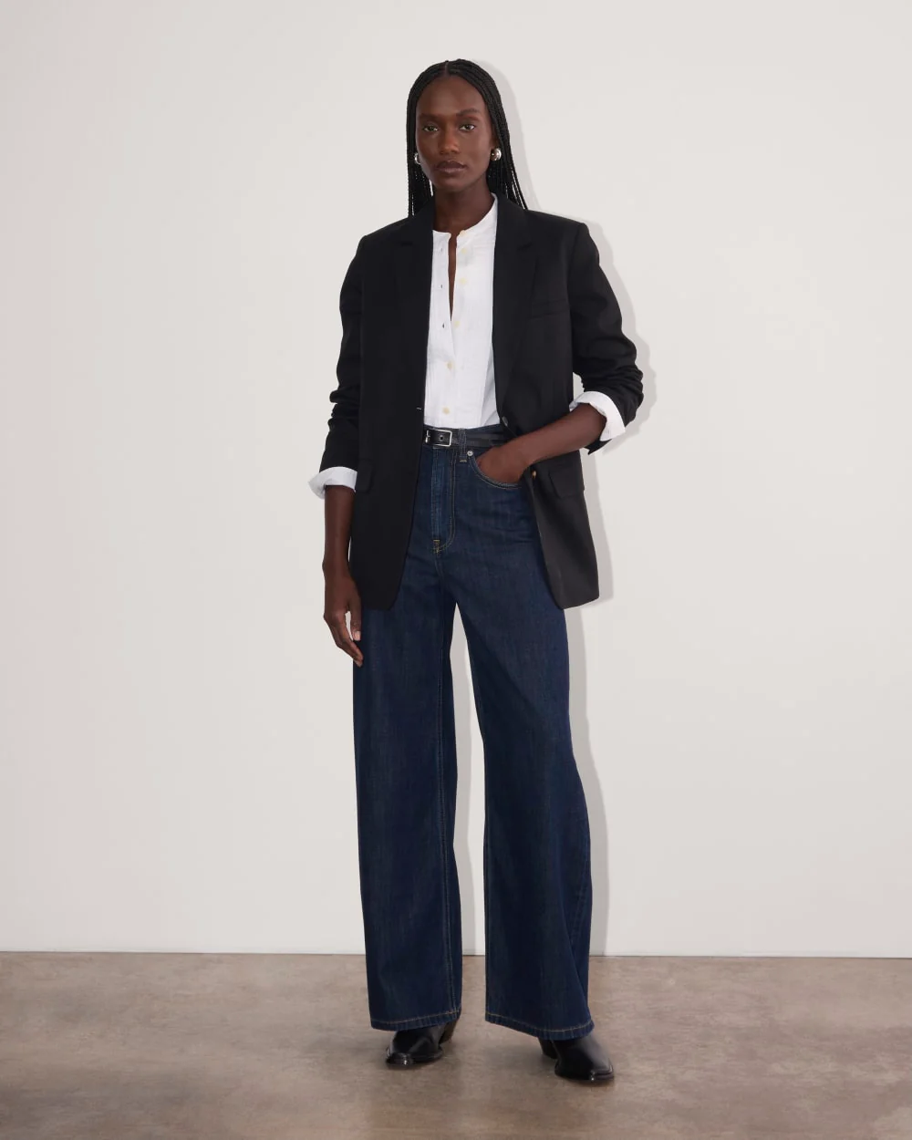 The Tuxedo Shirt in Silky Cotton | White - Image 3