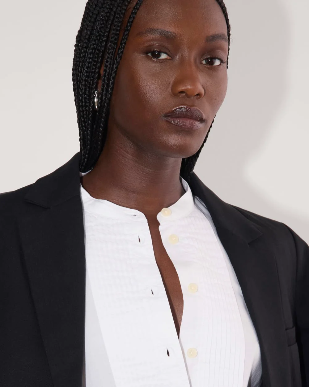 The Tuxedo Shirt in Silky Cotton | White - Image 4