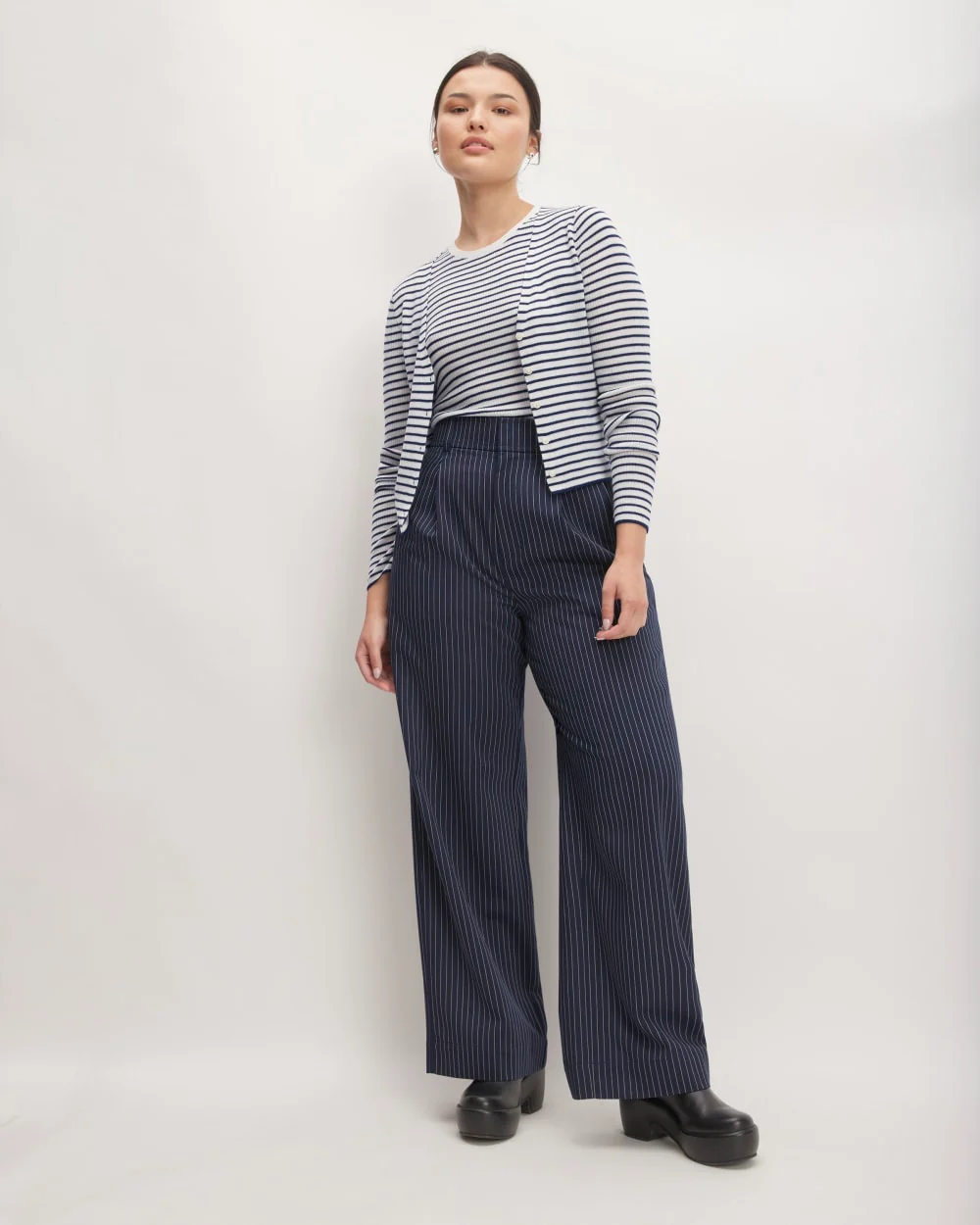 The Cardigan in Ultrasoft Merino | Bone/Navy - Image 3
