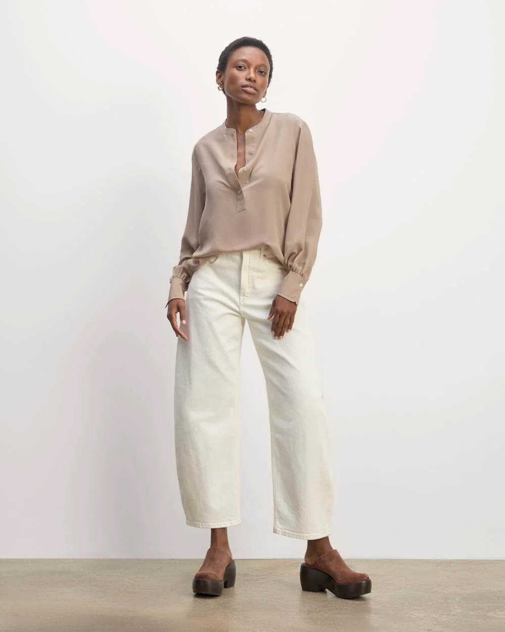 The Henley Shirt in Washable Silk | Burnt Sugar - Image 3