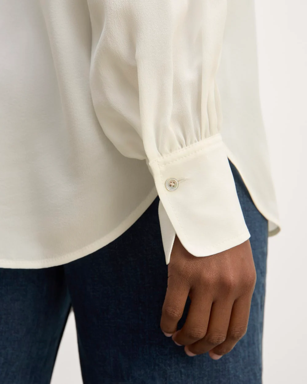 The Henley Shirt in Washable Silk | Off-White - Image 5