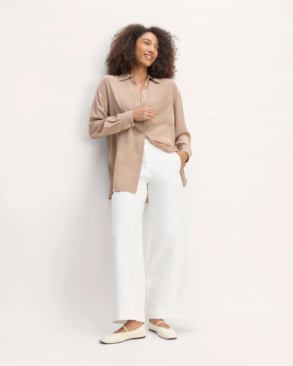The Boyfriend Shirt in Washable Silk | Chanterelle - Image 3