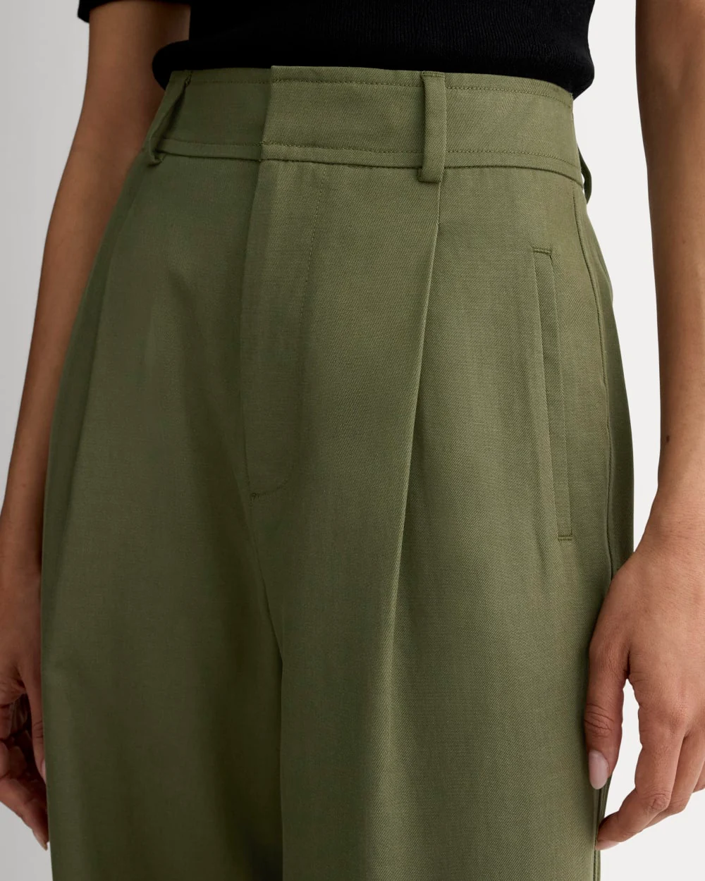 The Draper Pleated Pant in Buttersmooth | Kalamata | 32" Inseam - Image 4