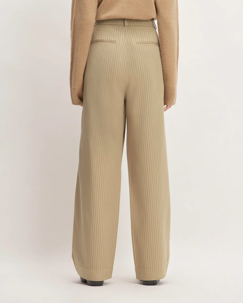 The Draper Pleated Pant in Buttersmooth | Cornstalk / Black | 30" Inseam - Image 5
