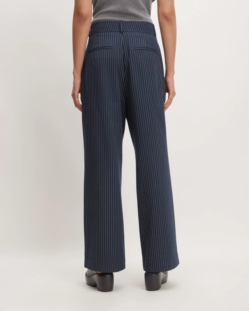 The Draper Pleated Pant in Buttersmooth | Navy / Bone | 30" Inseam - Image 6