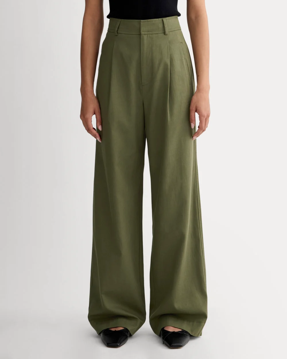 The Draper Pleated Pant in Buttersmooth | Kalamata | 30" Inseam - Image 3